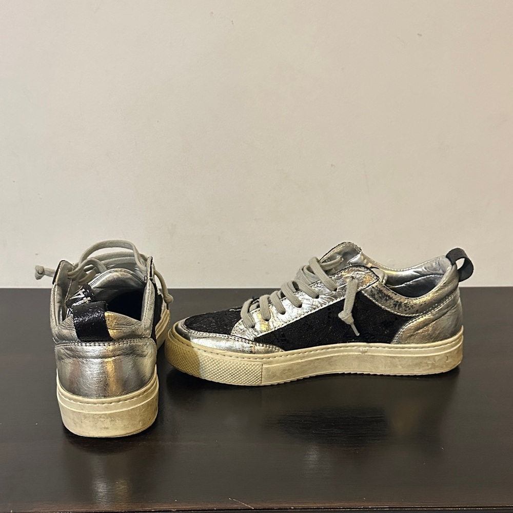 P448 Metallic Silver and Black Sneakers